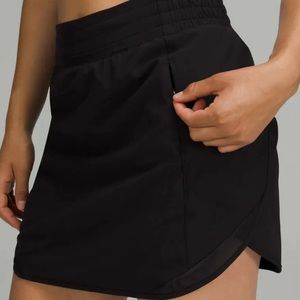 Lululemon Black Hotty Hot Skirt-Long